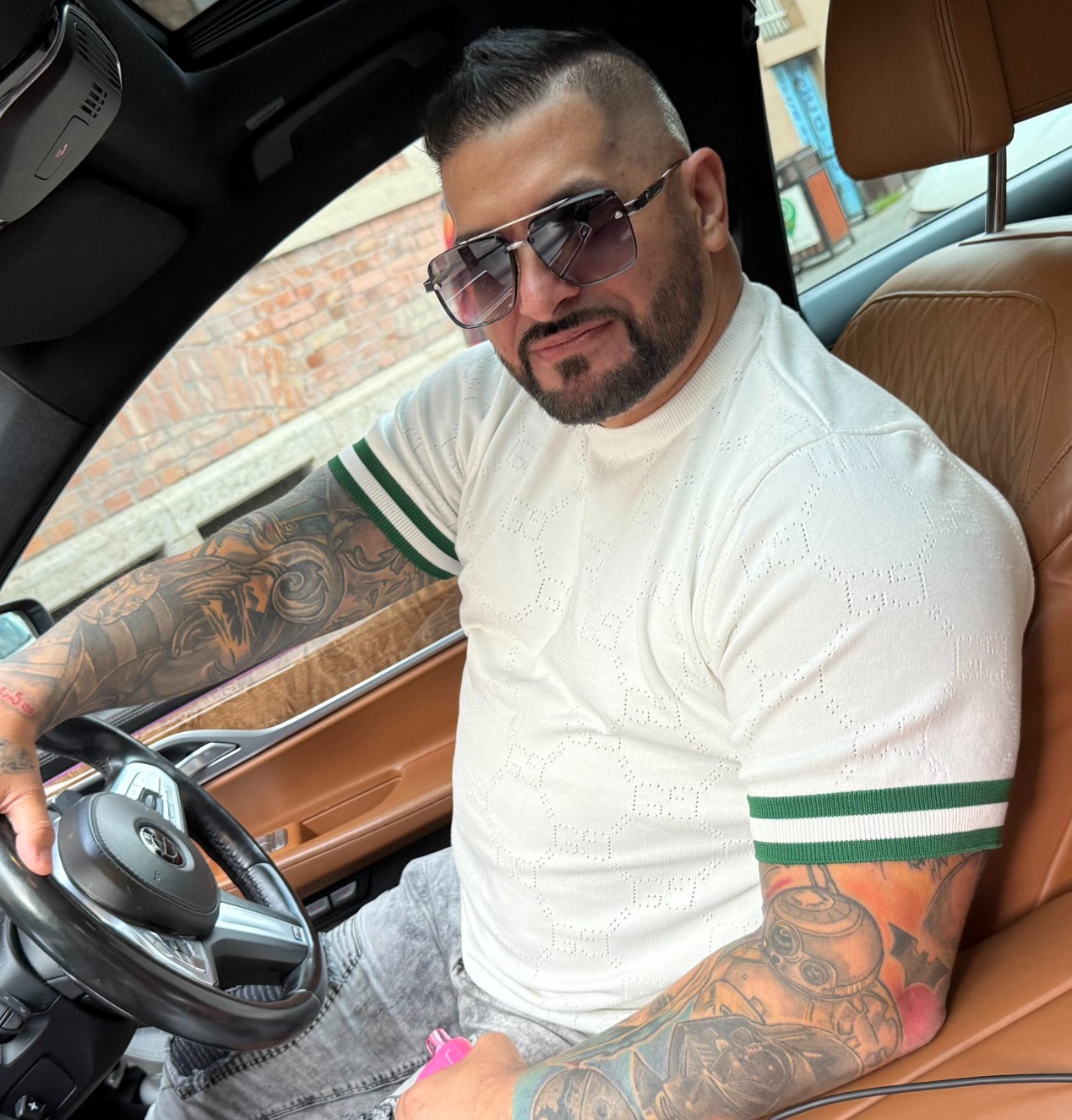 คุณสมชาย